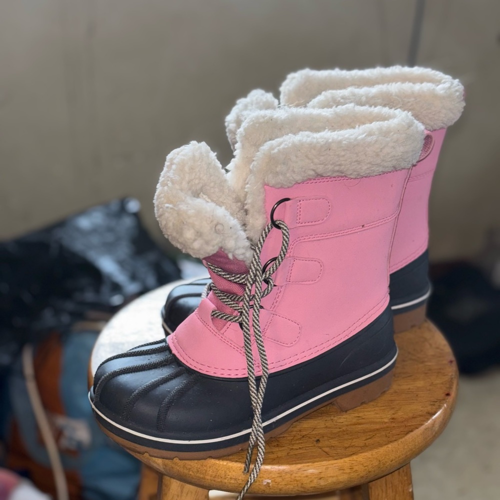 Pink and Black Winter Boots with Faux Fur Lining